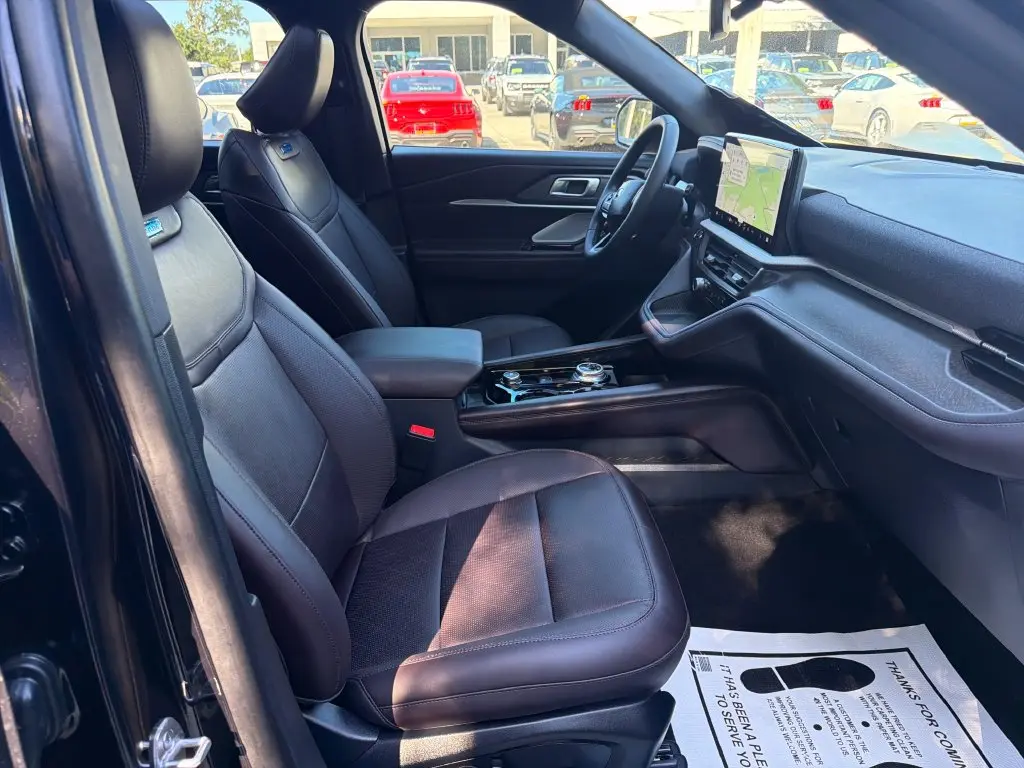 2026 Ford Explorer - $45,501