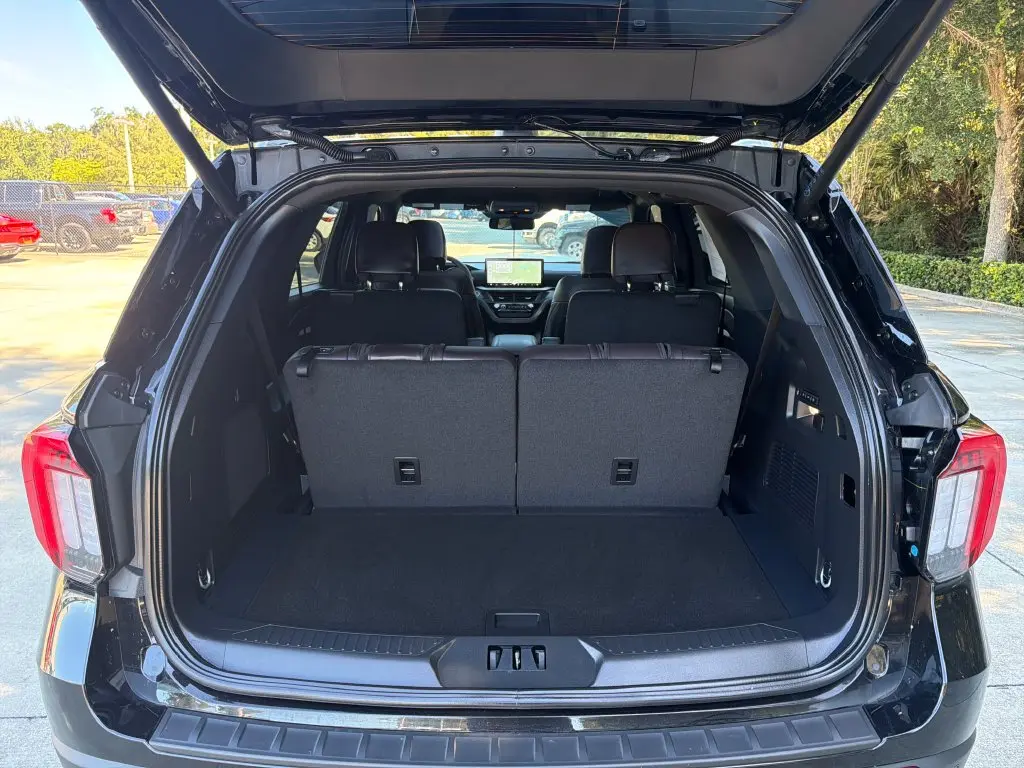2026 Ford Explorer - $45,501