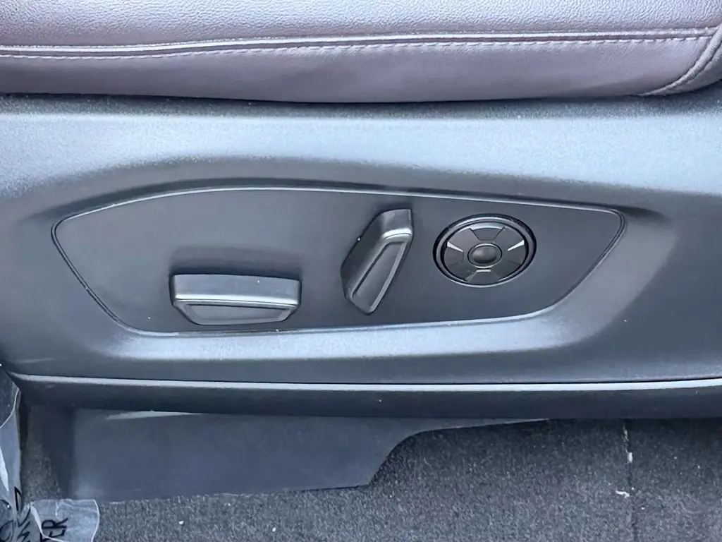 2026 Ford Explorer - $50,591