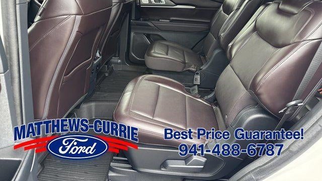 2025 Ford Explorer Platinum