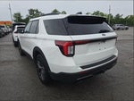 2025 Explorer Thumbnail 3