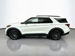 2025 Explorer Thumbnail 4