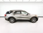 2025 Explorer Thumbnail 24
