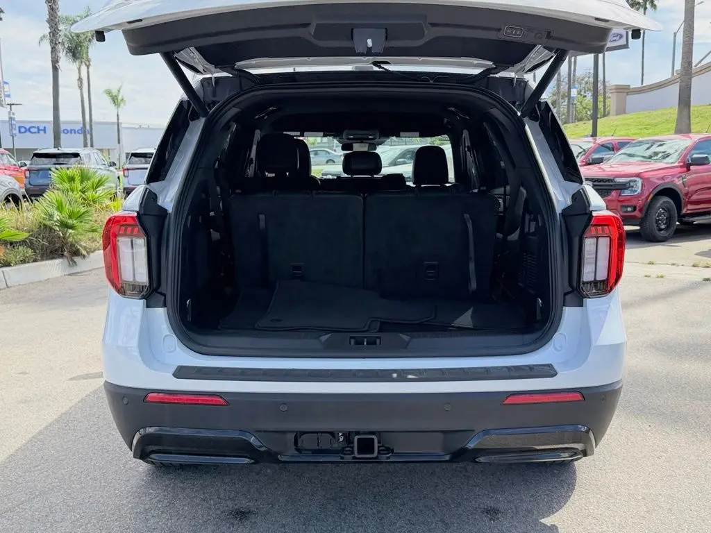 2026 Ford Explorer - $45,181