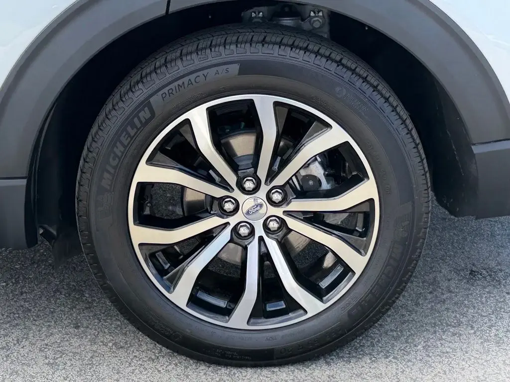 2026 Ford Explorer - $45,181