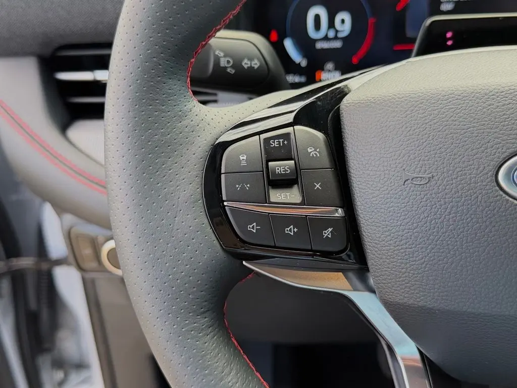 2026 Ford Explorer - $45,181