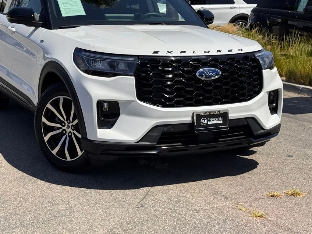 2026 Ford Explorer - $48,731