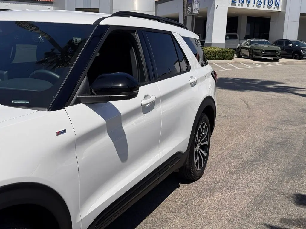 2026 Ford Explorer - $48,731