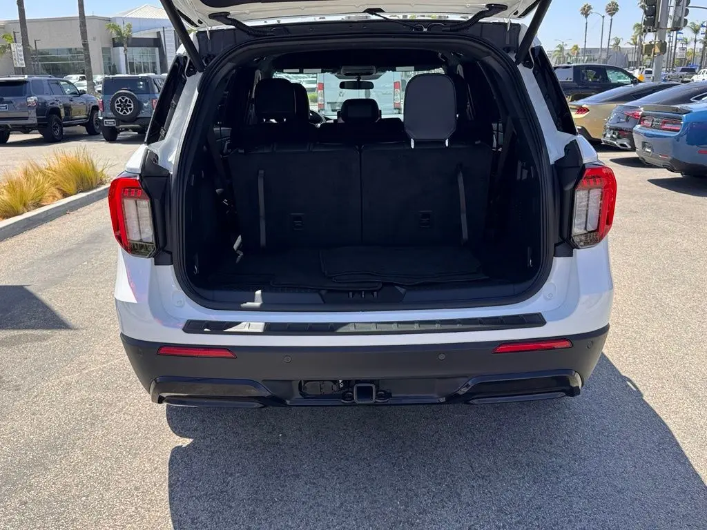 2026 Ford Explorer - $48,731