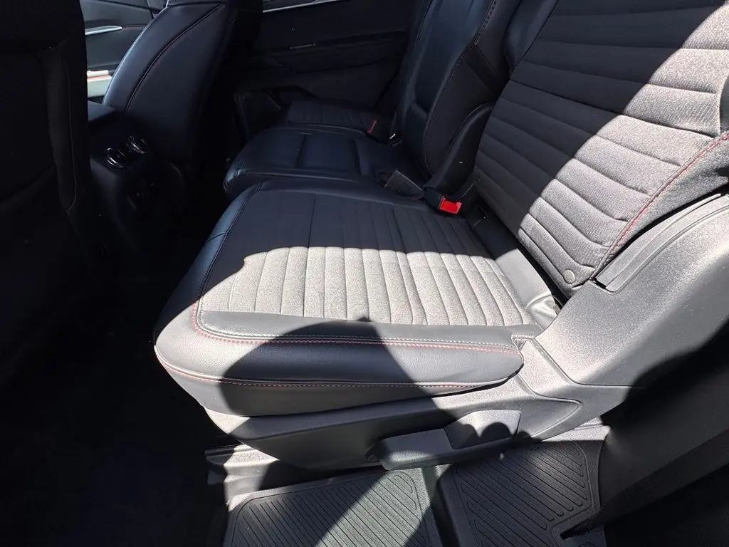 2026 Ford Explorer - $48,731