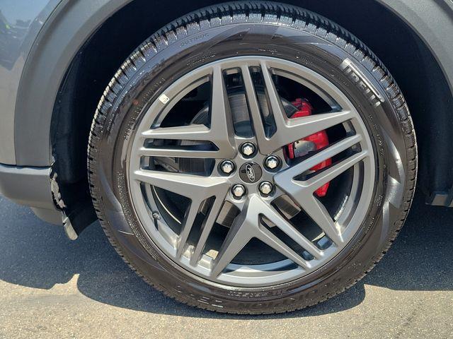 2026 Ford Explorer - $42,888