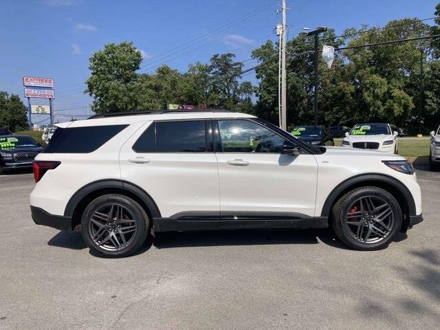 2025 Ford Explorer - $35,859