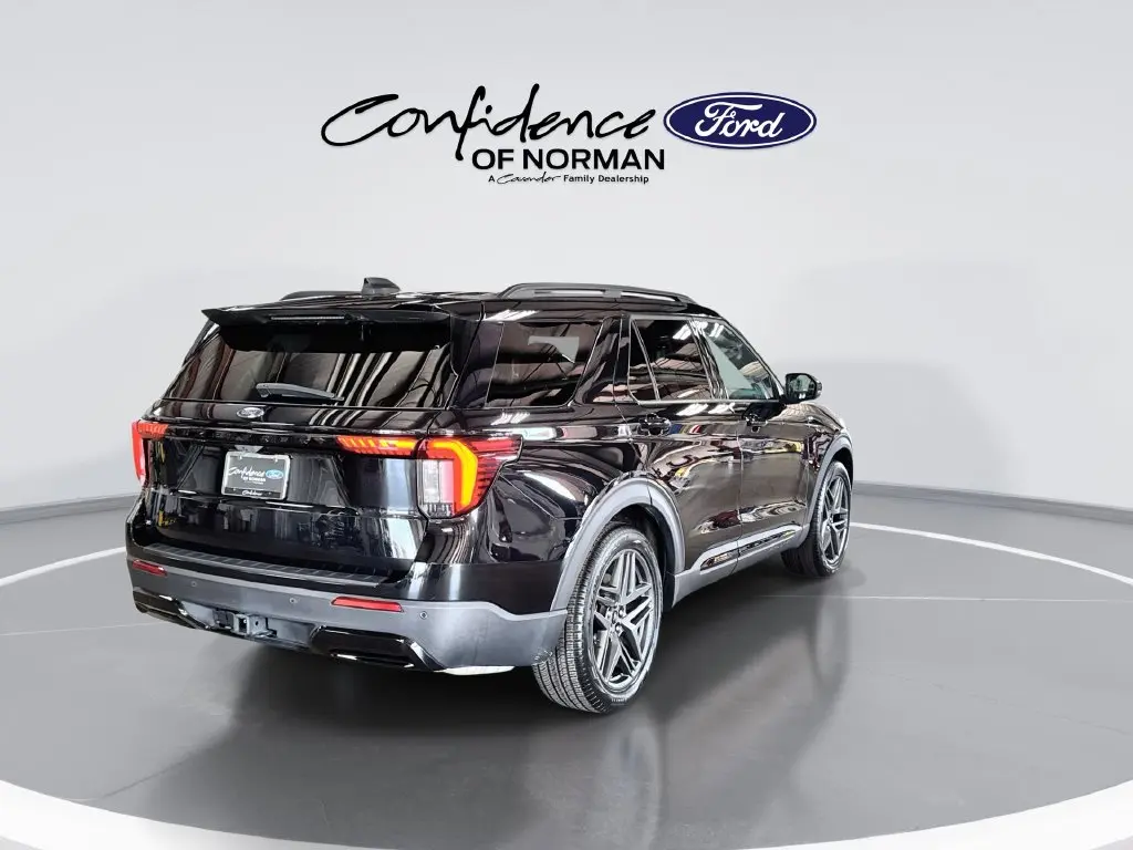 2026 Ford Explorer - $37,642