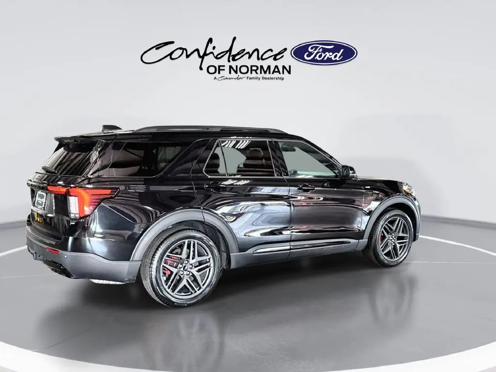 2026 Ford Explorer - $37,642