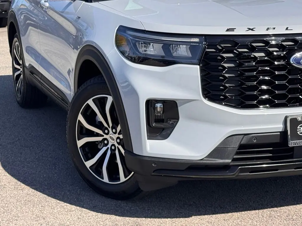 2026 Ford Explorer - $46,591