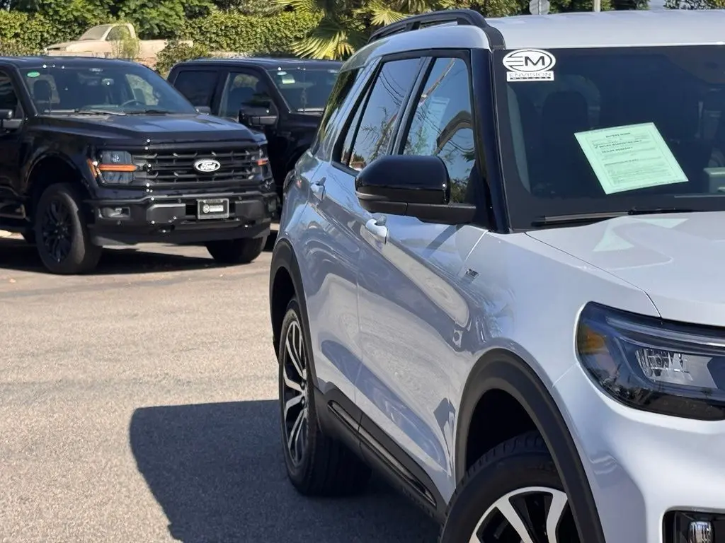 2026 Ford Explorer - $46,591