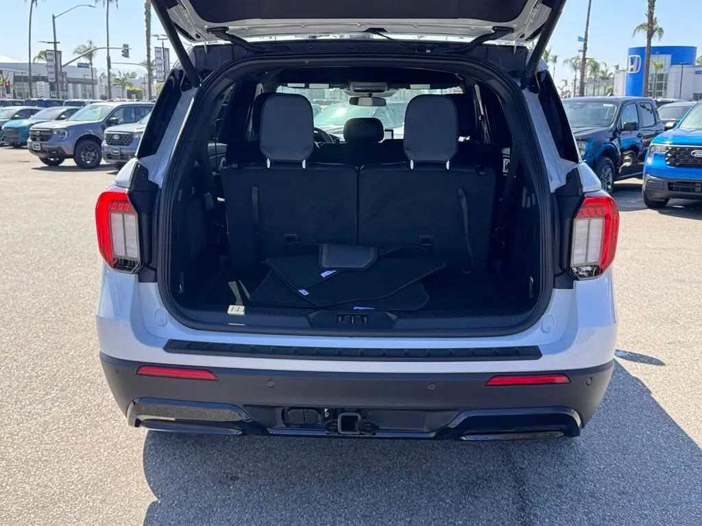 2026 Ford Explorer - $46,591