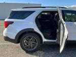 2025 Explorer Thumbnail 25