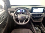 2025 Explorer Thumbnail 10