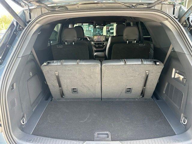 2026 Ford Explorer - $39,900