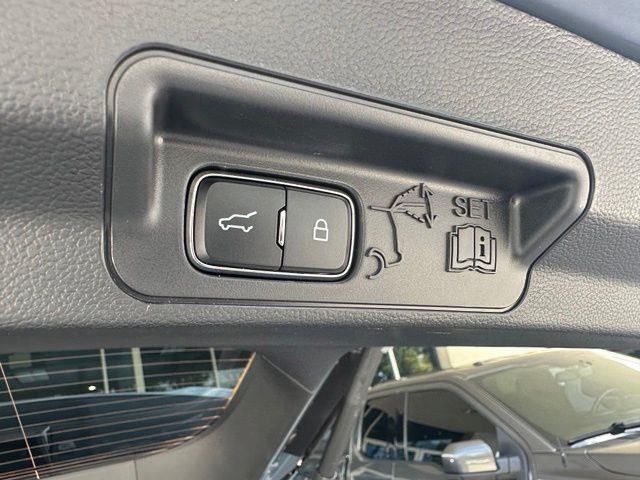 2026 Ford Explorer - $39,900