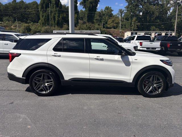 2026 Ford Explorer - $41,792
