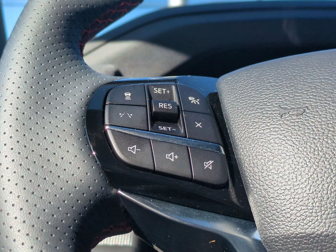2026 Ford Explorer - $44,747