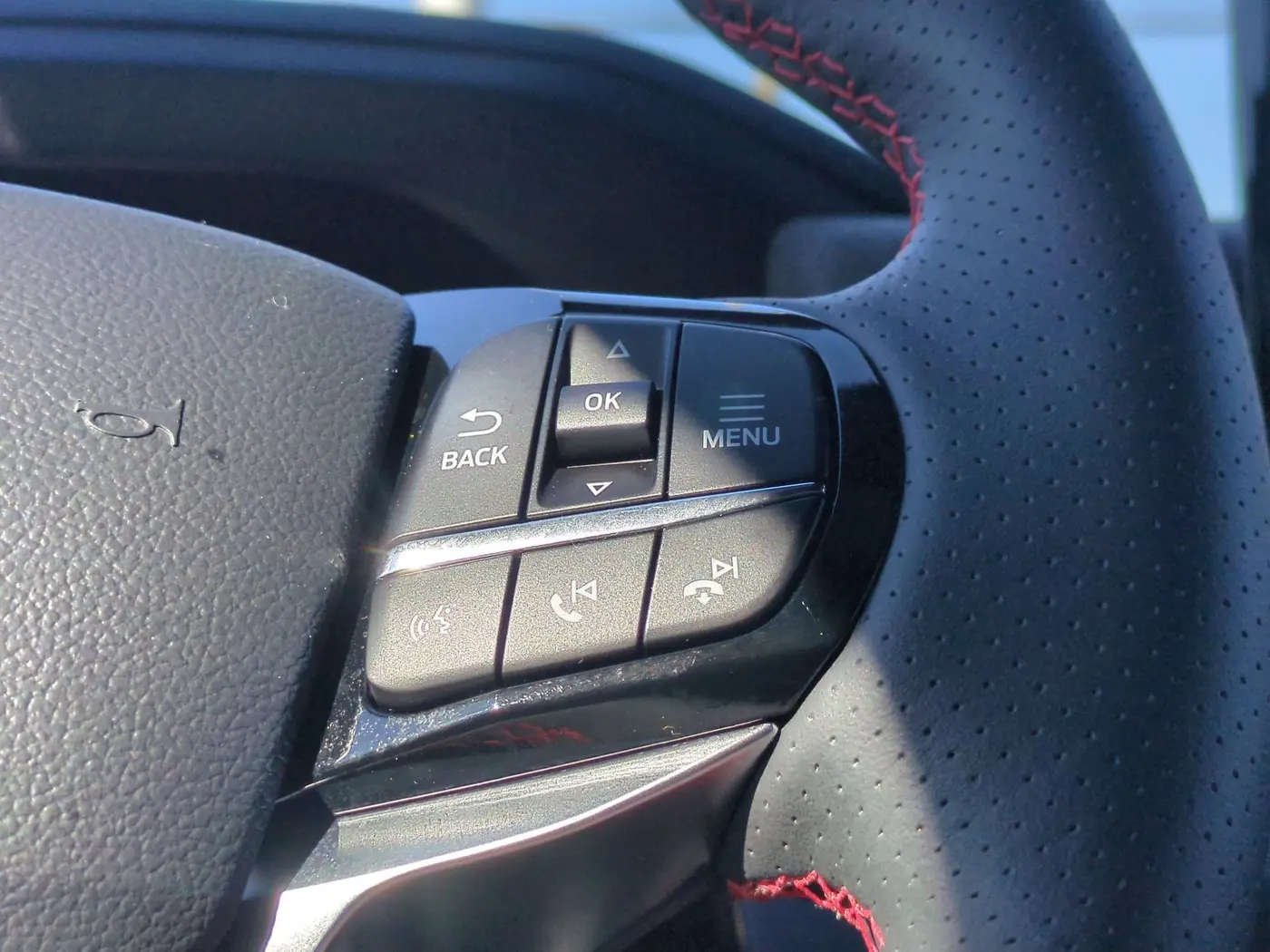 2026 Ford Explorer - $44,747