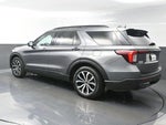 2025 Explorer Thumbnail 5
