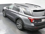 2025 Explorer Thumbnail 41