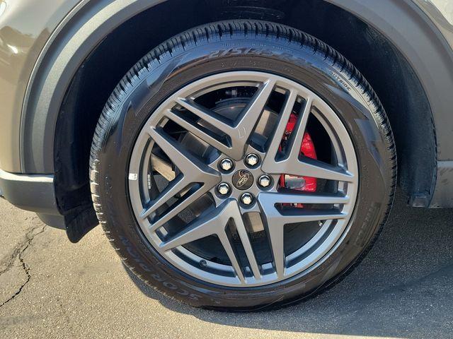 2026 Ford Explorer - $46,888