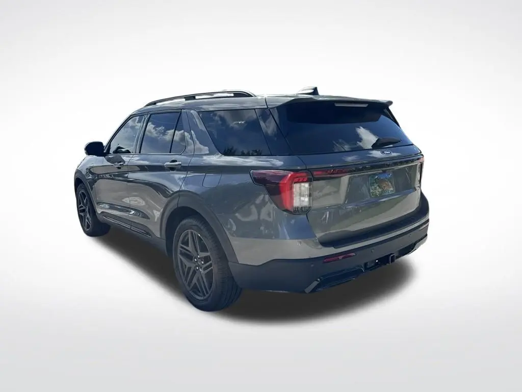 2026 Ford Explorer - $40,995