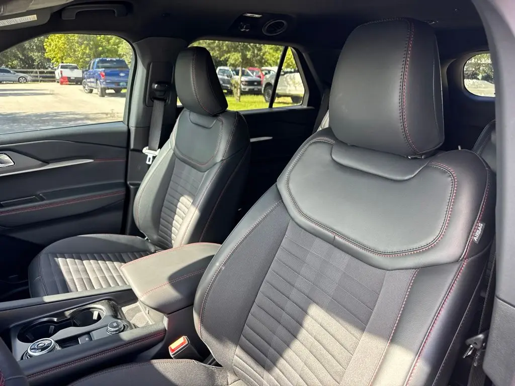 2026 Ford Explorer - $40,995