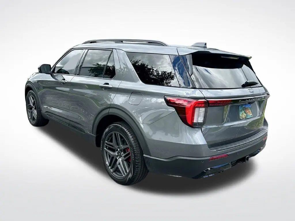 2026 Ford Explorer - $39,995