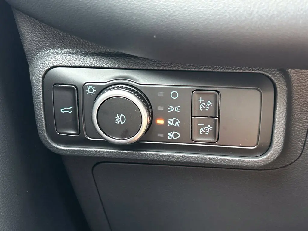 2026 Ford Explorer - $39,995