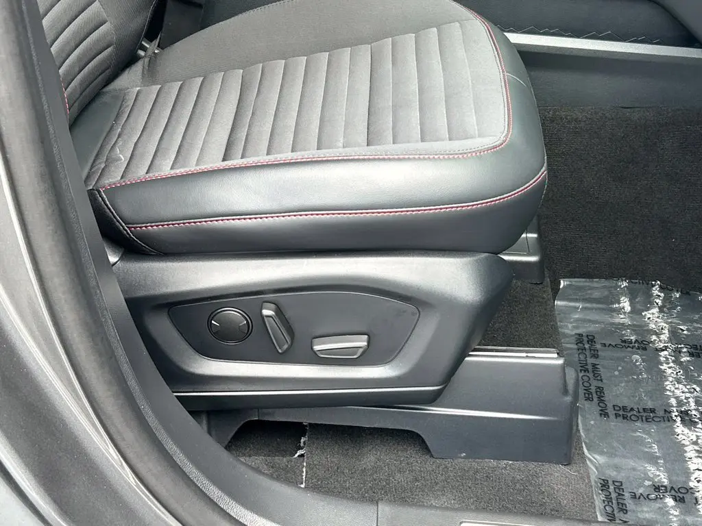 2026 Ford Explorer - $39,995