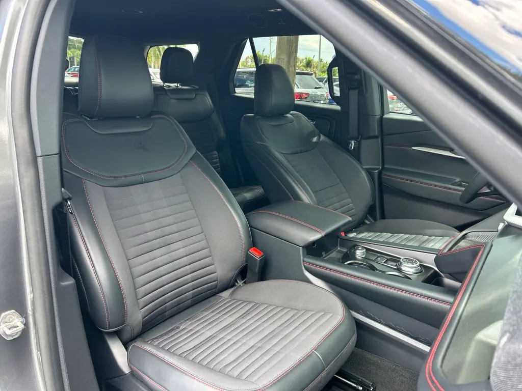 2026 Ford Explorer - $39,995
