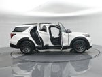 2025 Explorer Thumbnail 5