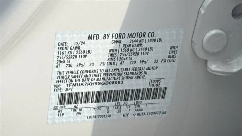 2025 Ford Explorer ST-Line