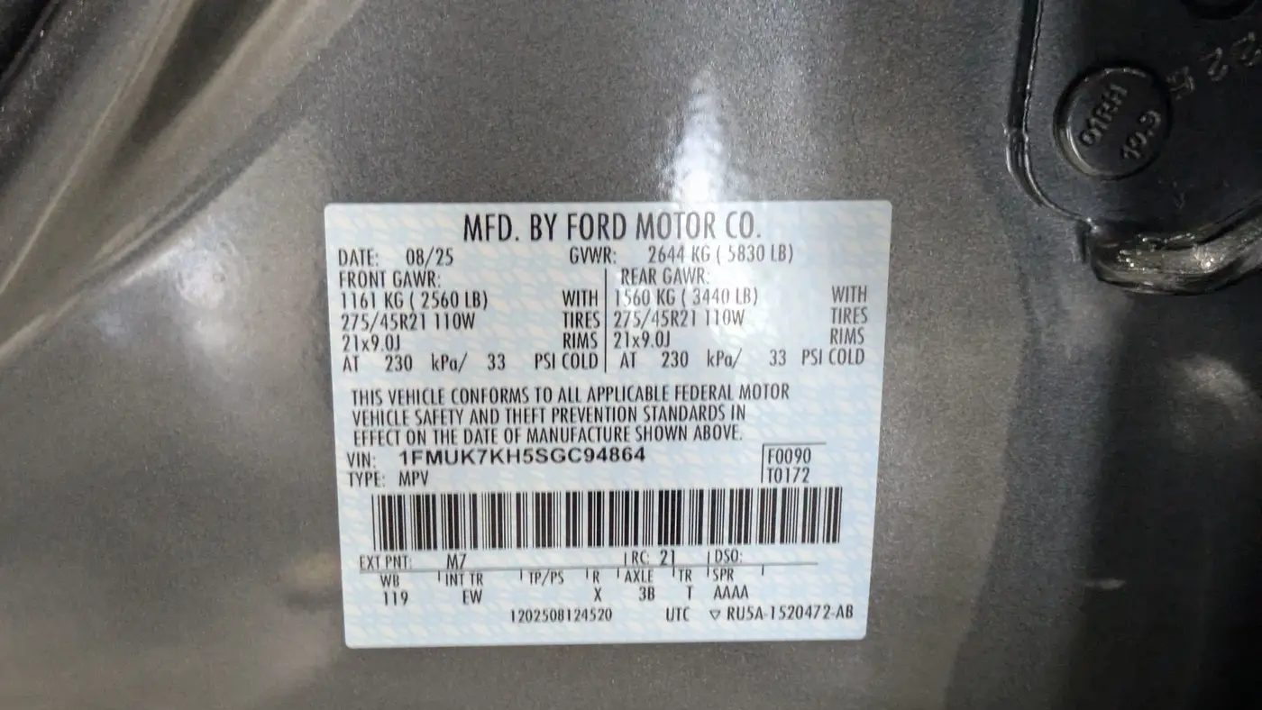 2025 Ford Explorer ST-Line