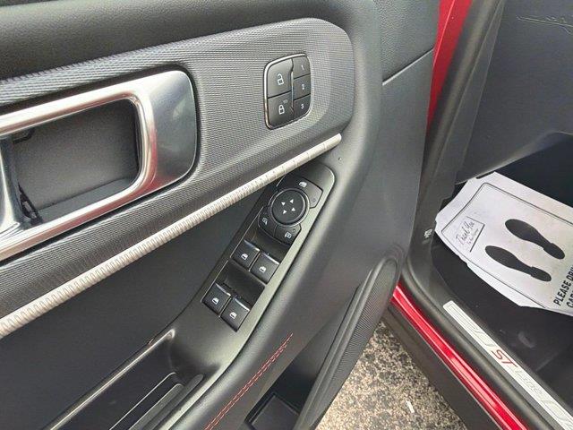 2026 Ford Explorer - $48,975