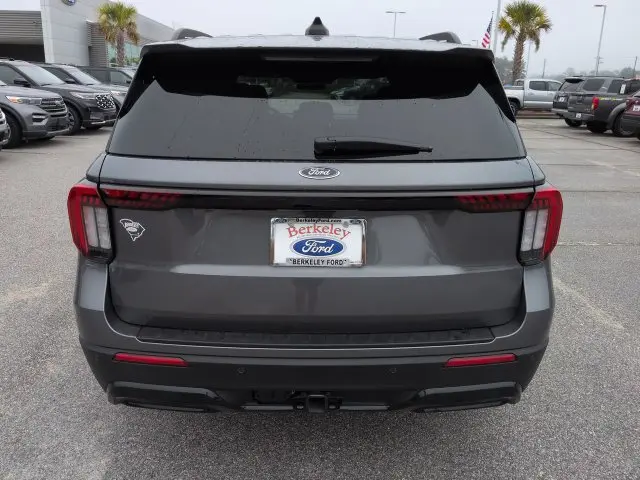 2026 Ford Explorer - $41,985