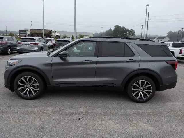 2026 Ford Explorer - $41,985