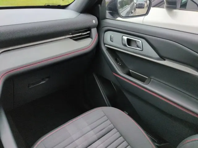 2026 Ford Explorer - $41,985