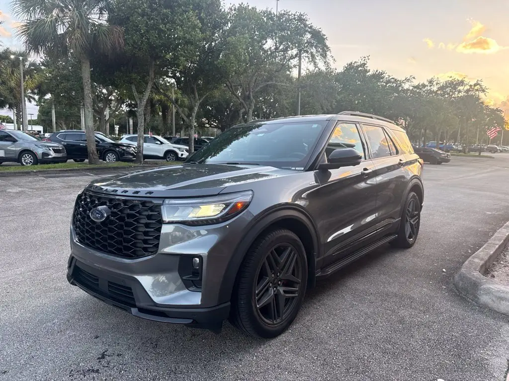 2025 Ford Explorer