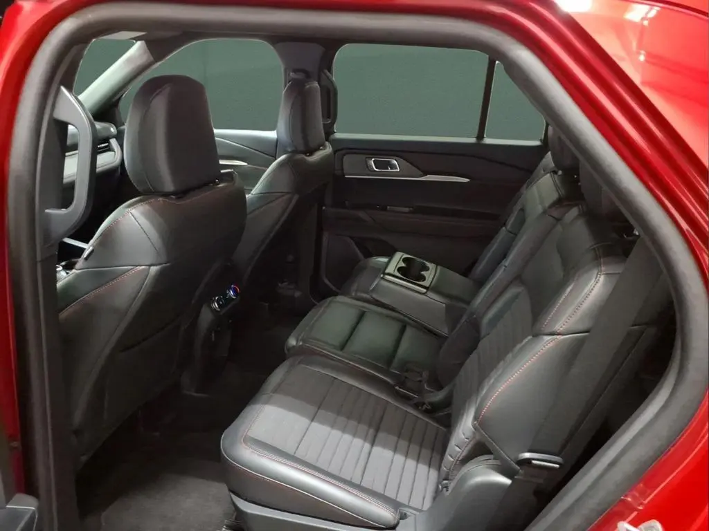 2026 Ford Explorer - $41,995