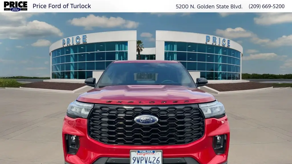 2026 Ford Explorer ST-Line