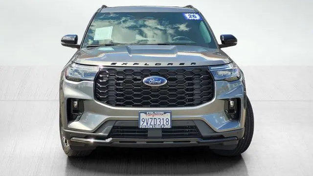 2026 Ford Explorer ST-Line