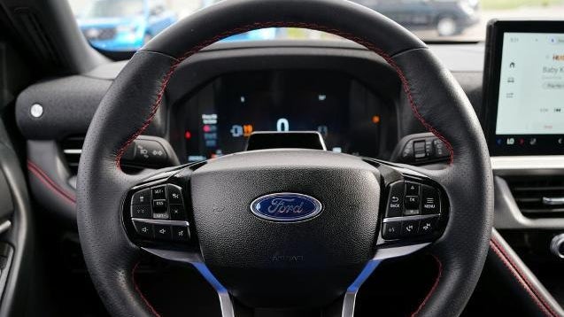 2025 Ford Explorer ST-Line
