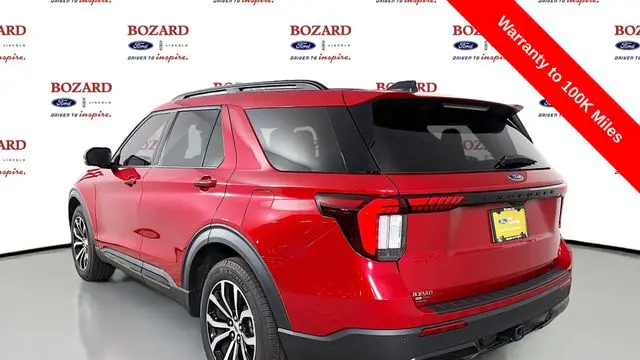 2025 Ford Explorer ST-Line